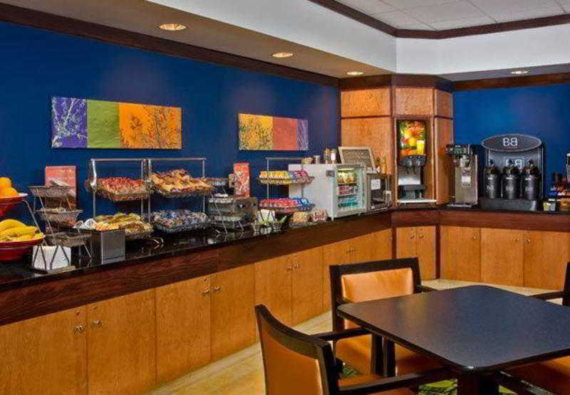 Fairfield Inn & Suites Indianapolis Avon Restoran gambar